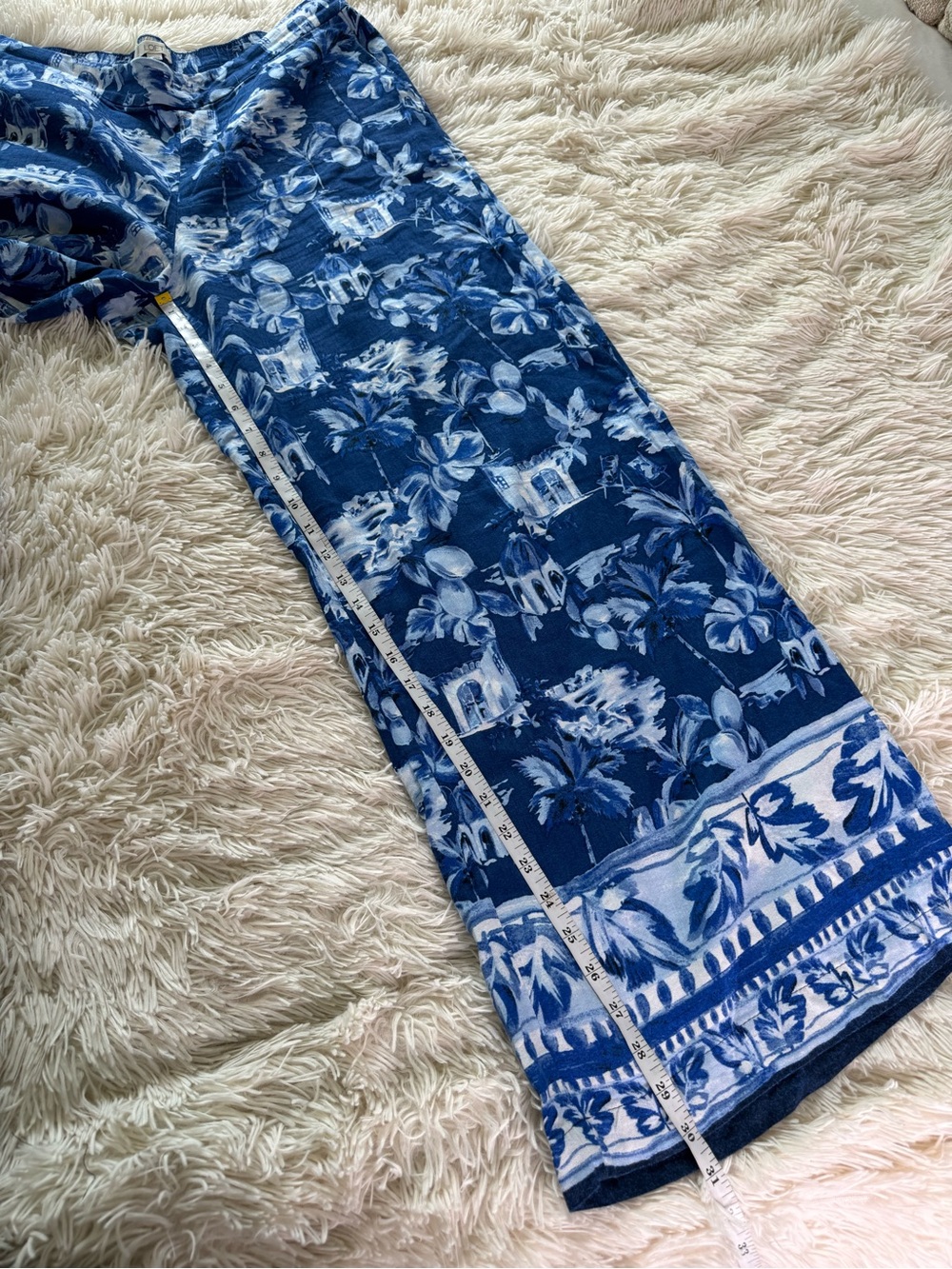 LOFT Navy & White Wide-Leg Floral Print Pants - Picture 9 of 10